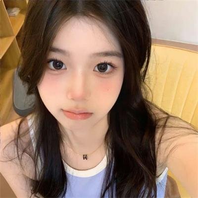 小犬与女孩